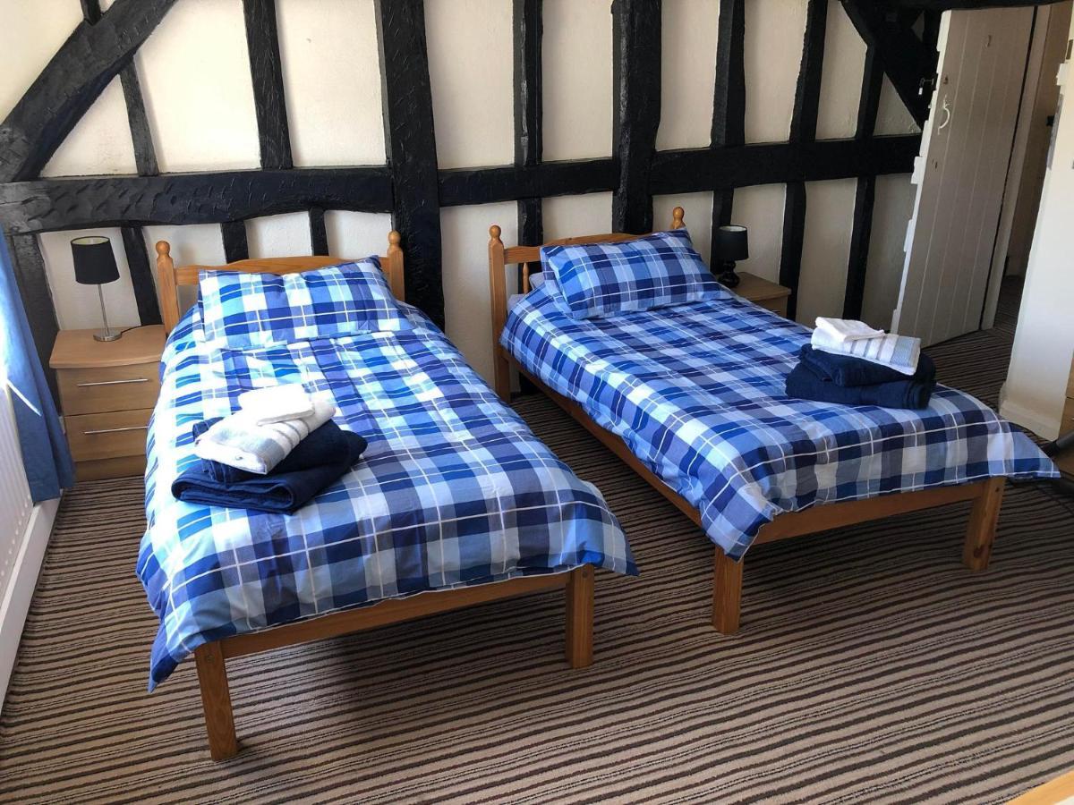 نيوكاسل The Crown Inn & B&B المظهر الخارجي الصورة